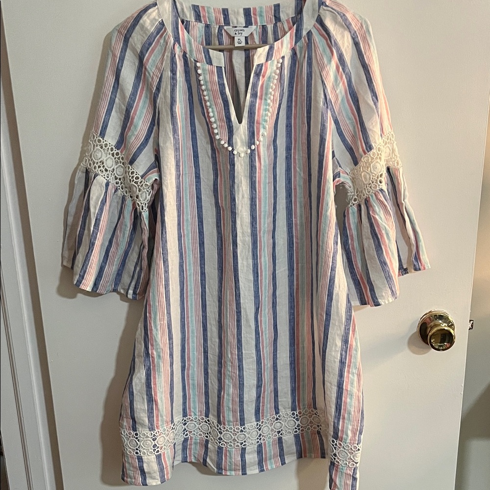 Women’s Crown & Ivy PL Petite 100% Linen Striped Crochet Bell SleeveTunic Dress